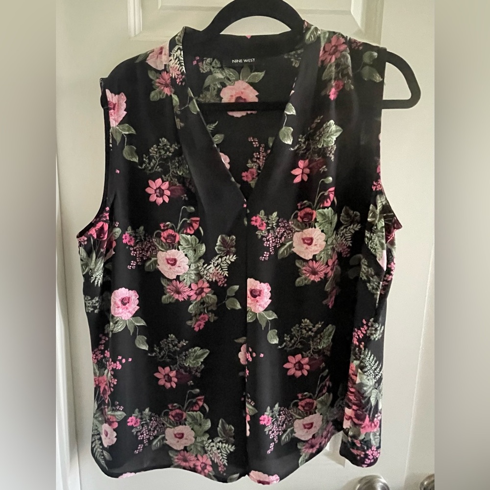 Nine West Sleeveless Top BUNDLE & SAVE!